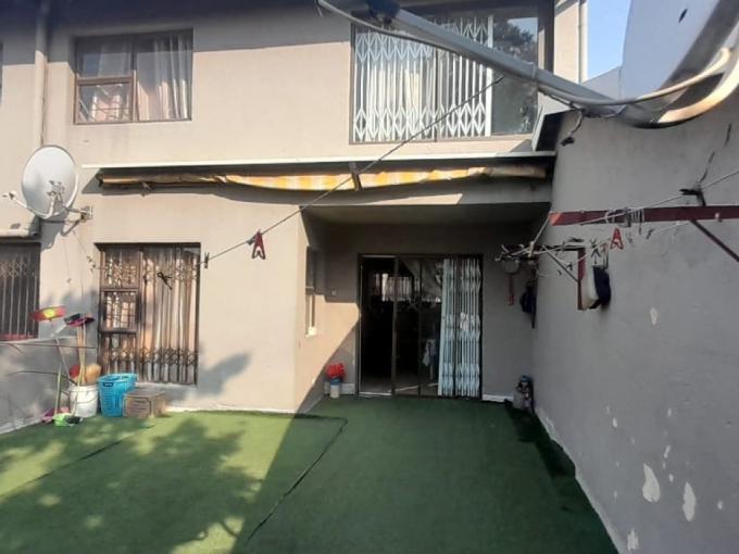 3 Bedroom Simplex for Sale For Sale in Ridgeway - MR694142