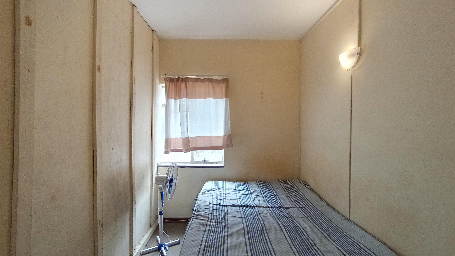Bed Room 4 - 9 square meters of property in Bulwer (Dbn)