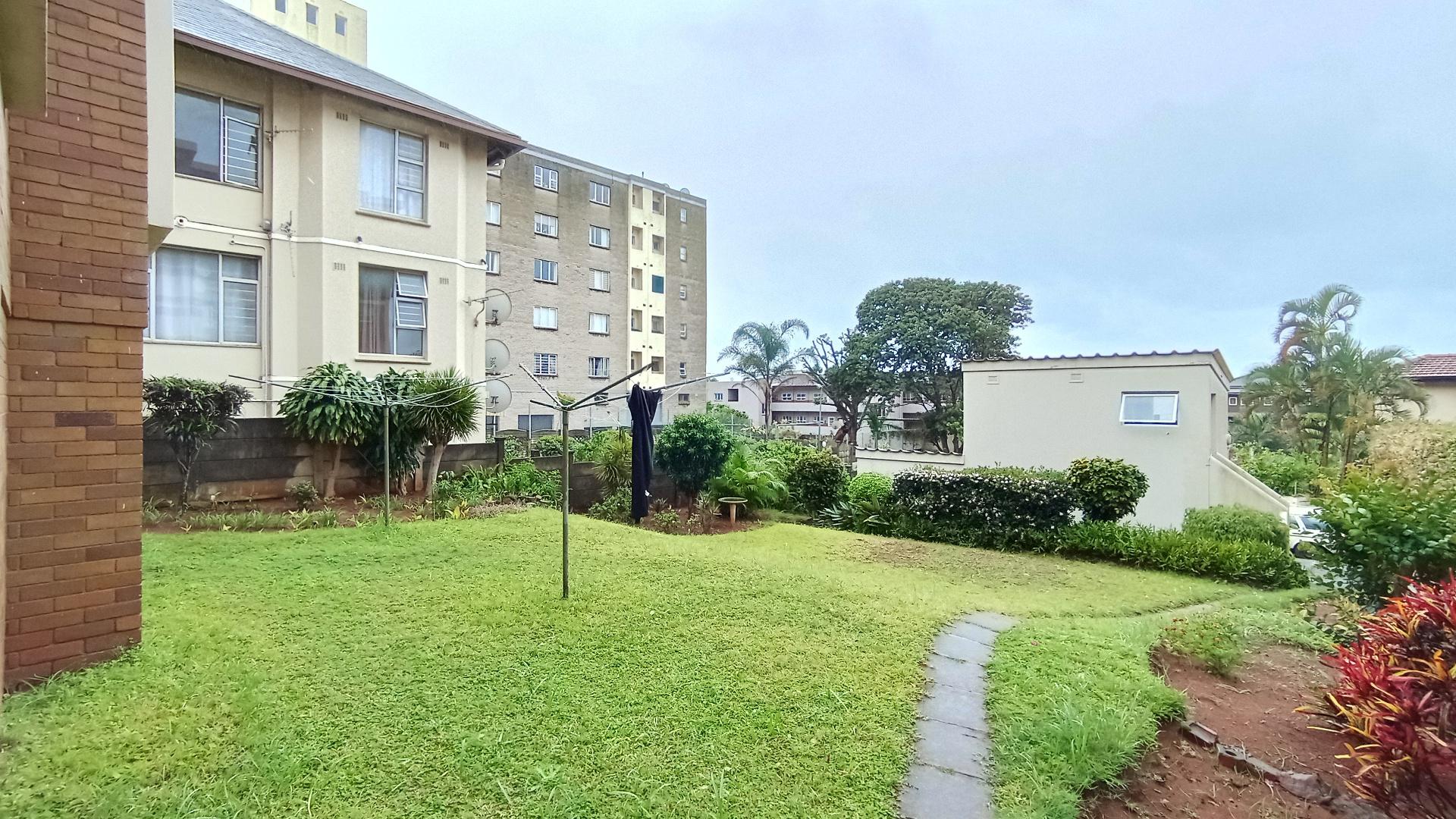 Backyard of property in Bulwer (Dbn)