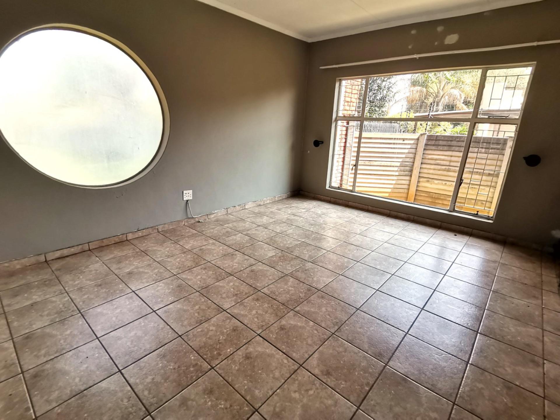  of property in Flora Park 