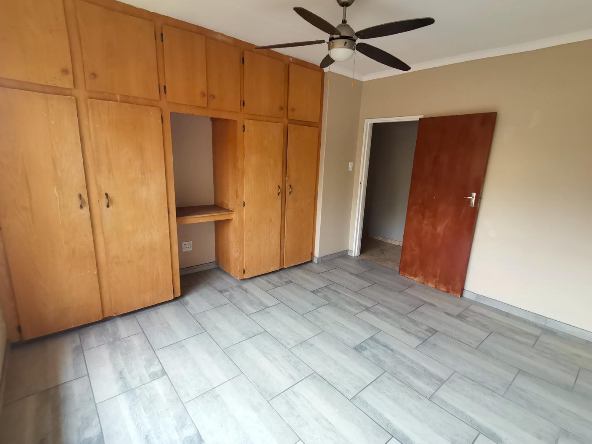  of property in Flora Park 