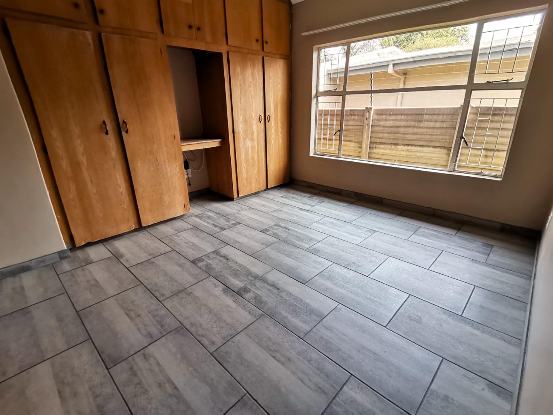  of property in Flora Park 