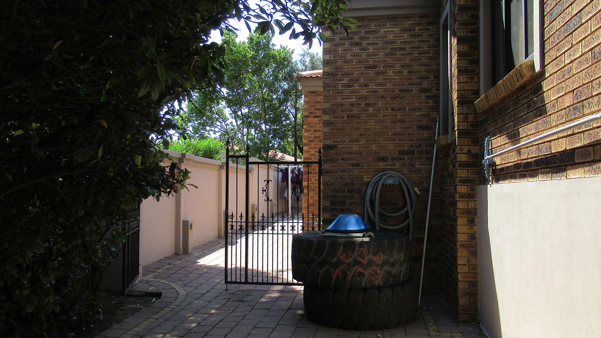 Backyard of property in Glenvista