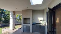 Patio of property in Glenvista