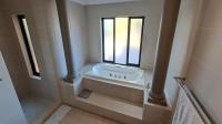 Bathroom 3+ of property in Glenvista
