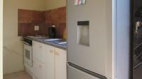 Kitchen - 34 square meters of property in Glenvista