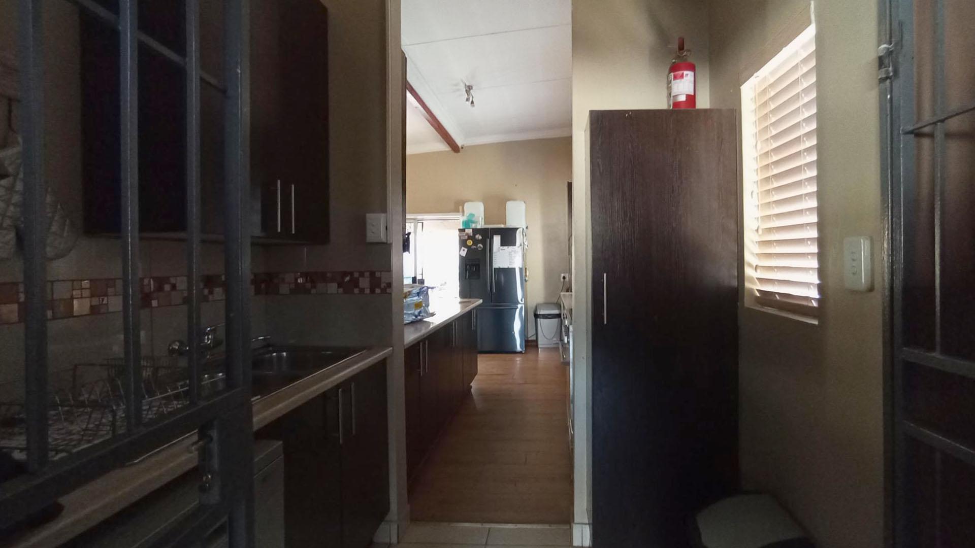 Scullery - 5 square meters of property in Villieria