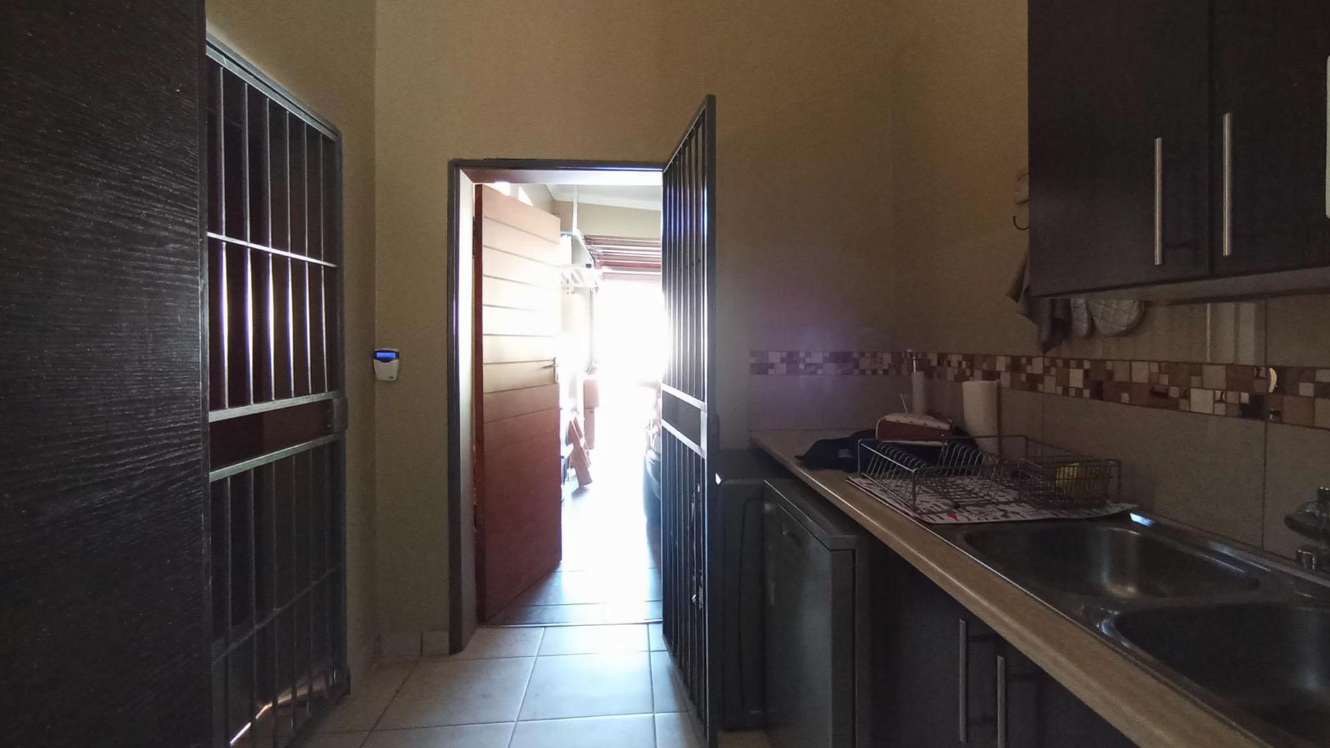 Scullery - 5 square meters of property in Villieria