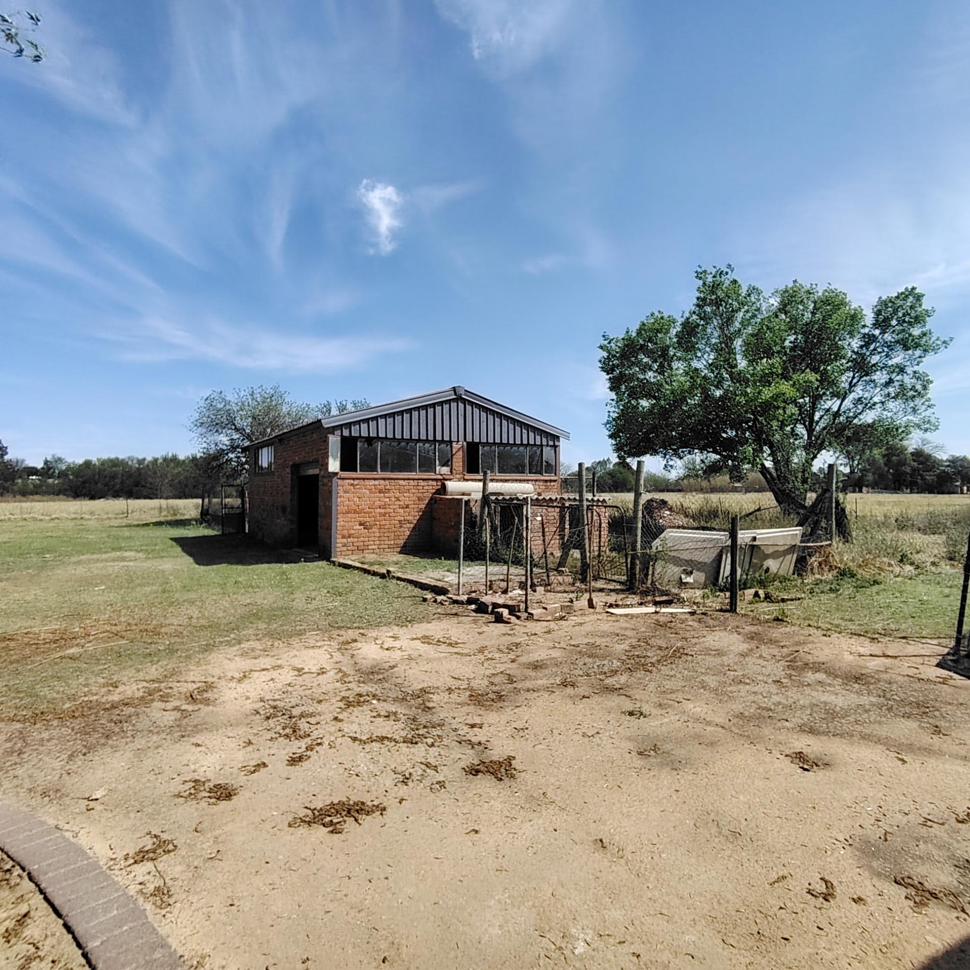 Backyard of property in Roodewal