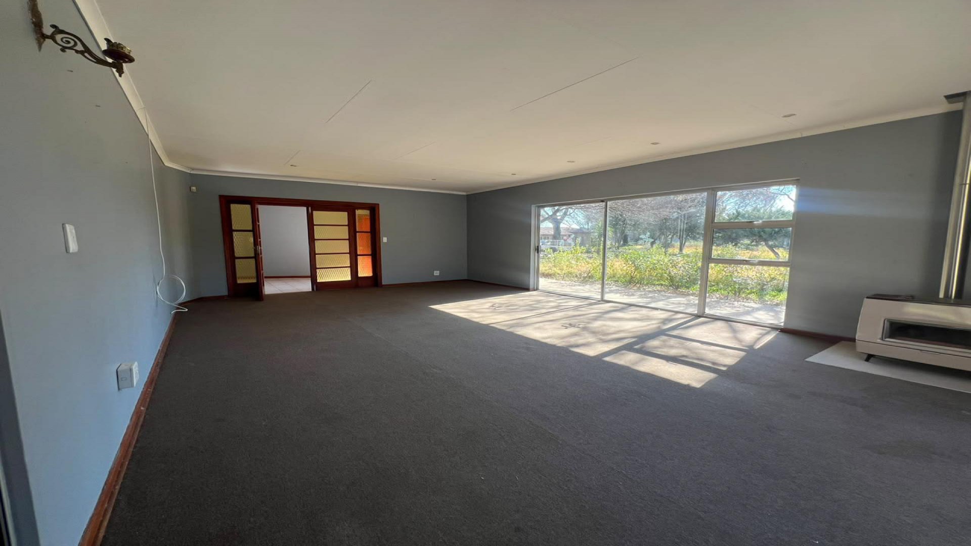 Lounges of property in Roodewal