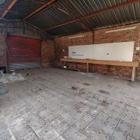 Garage of property in Roodewal