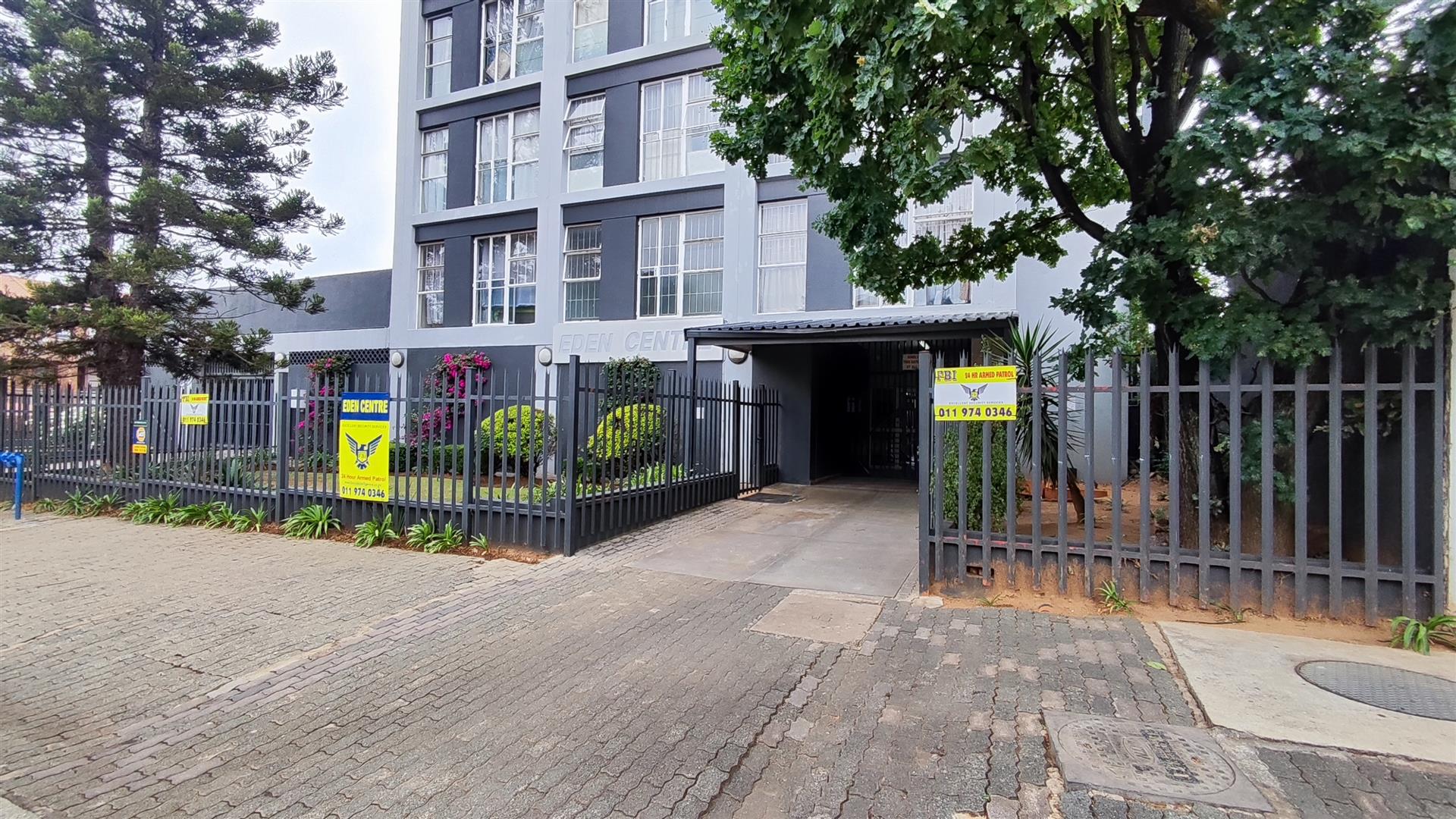 Front View of property in Edenvale