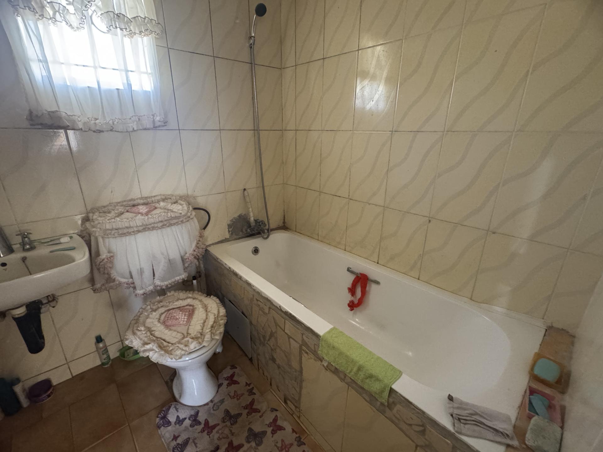  of property in Ennerdale South