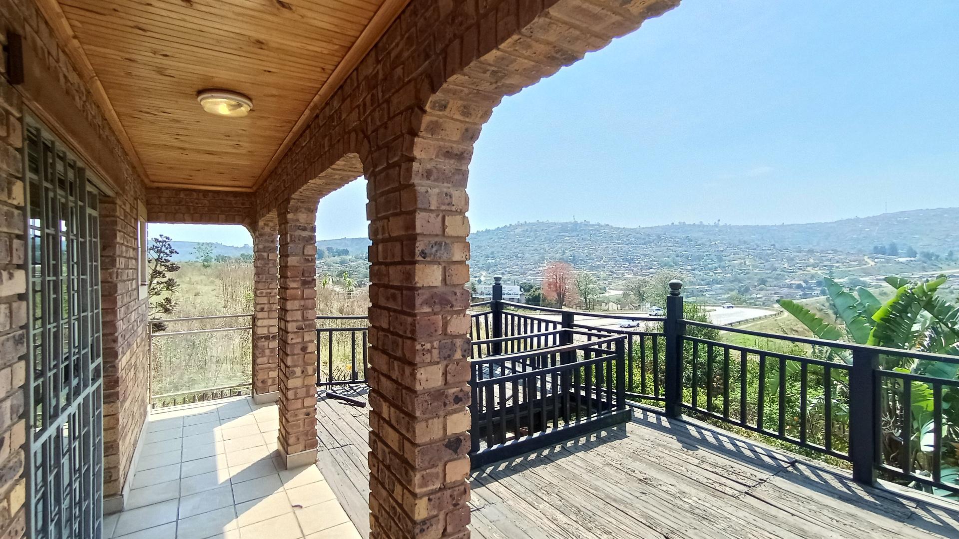 Balcony - 39 square meters of property in Pietermaritzburg (KZN)