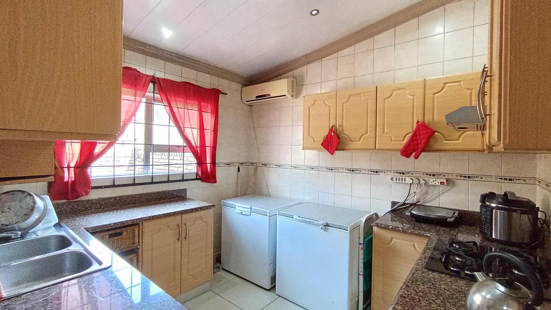 Scullery - 18 square meters of property in Pietermaritzburg (KZN)