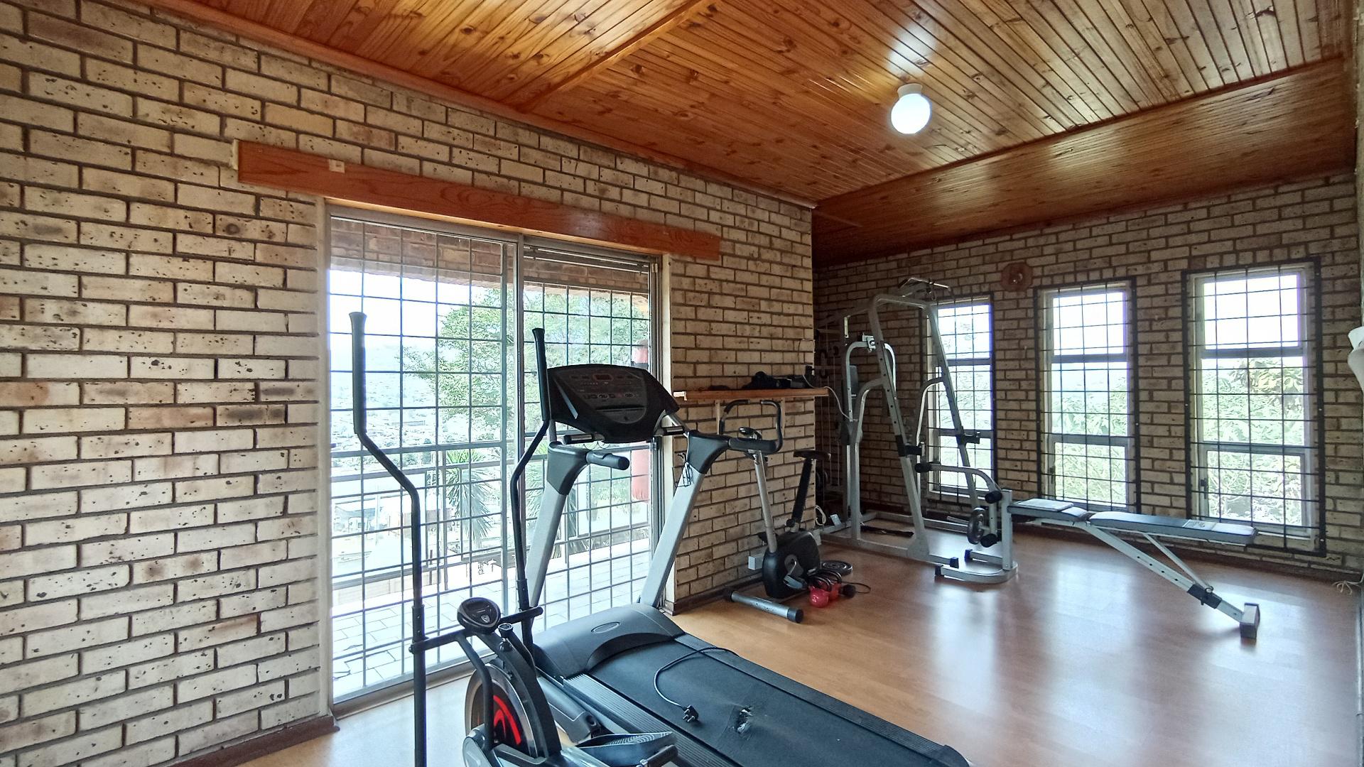 Spaces - 47 square meters of property in Pietermaritzburg (KZN)