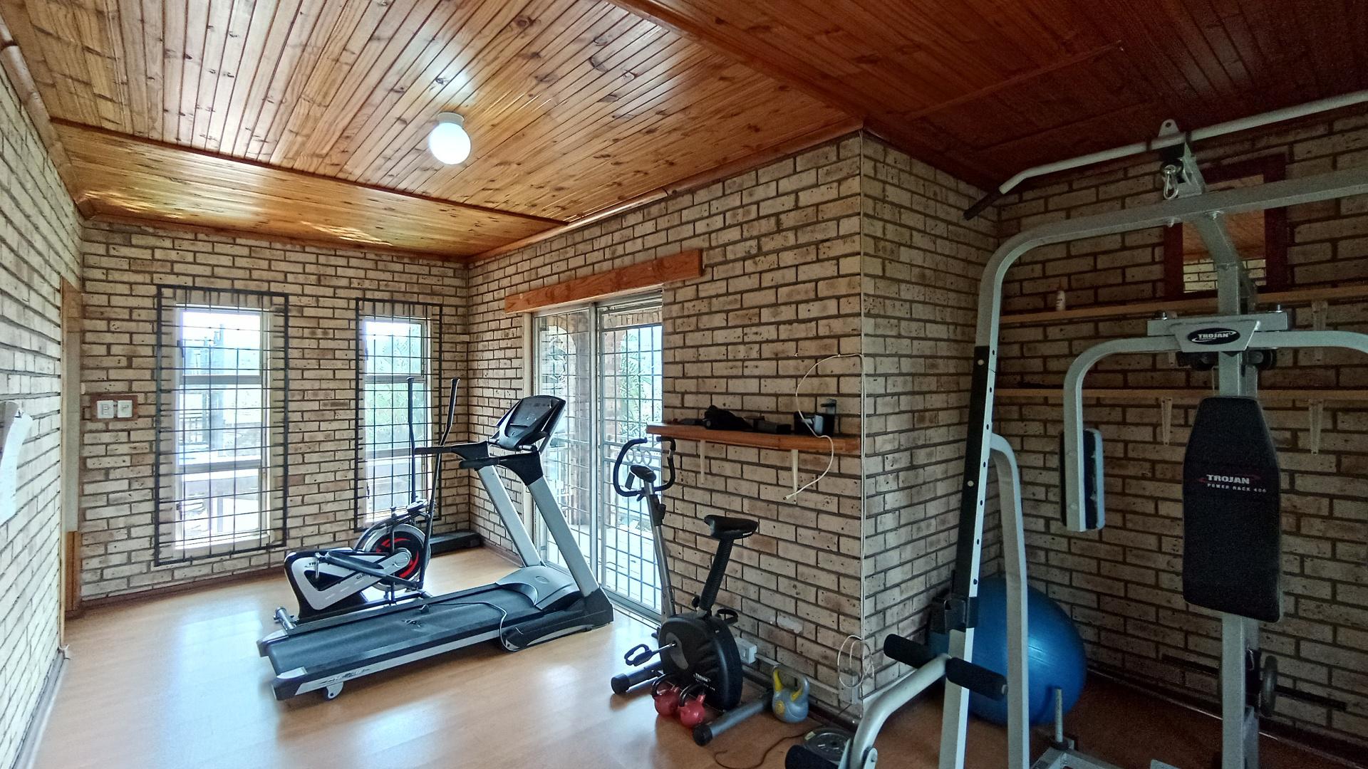 Spaces - 47 square meters of property in Pietermaritzburg (KZN)