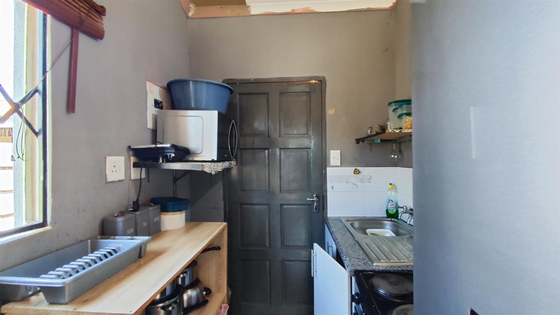 Kitchen - 5 square meters of property in Savanna City