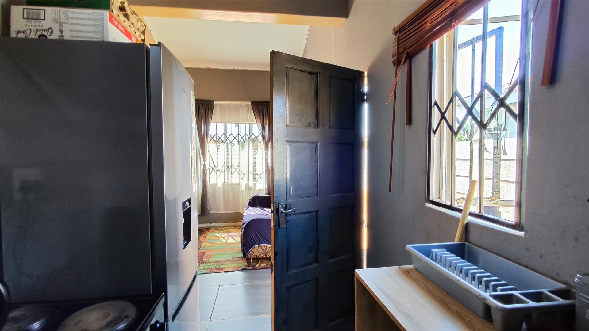 Kitchen - 5 square meters of property in Savanna City