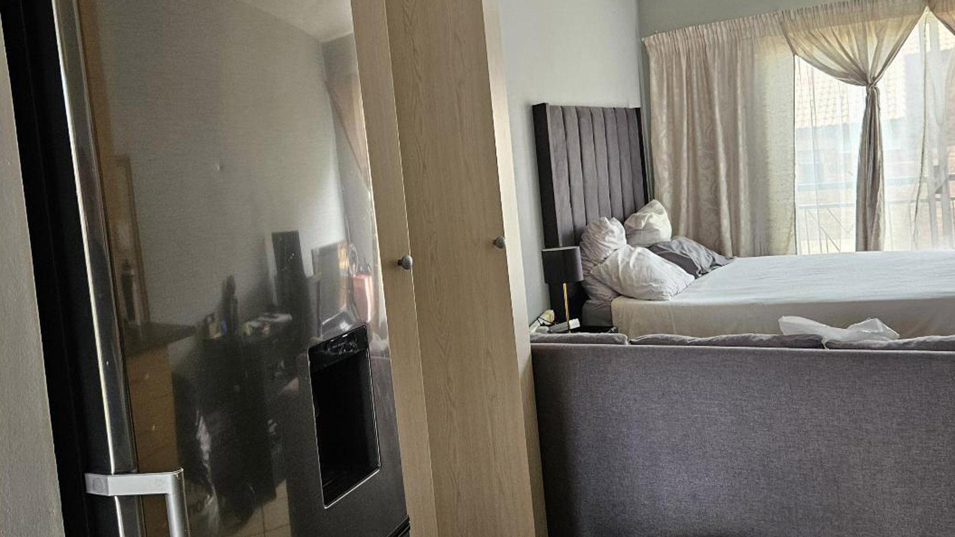 Bed Room 1 of property in Karenpark