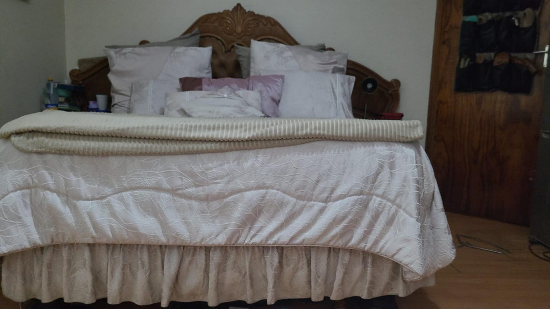 Bed Room 1 of property in Gonubie