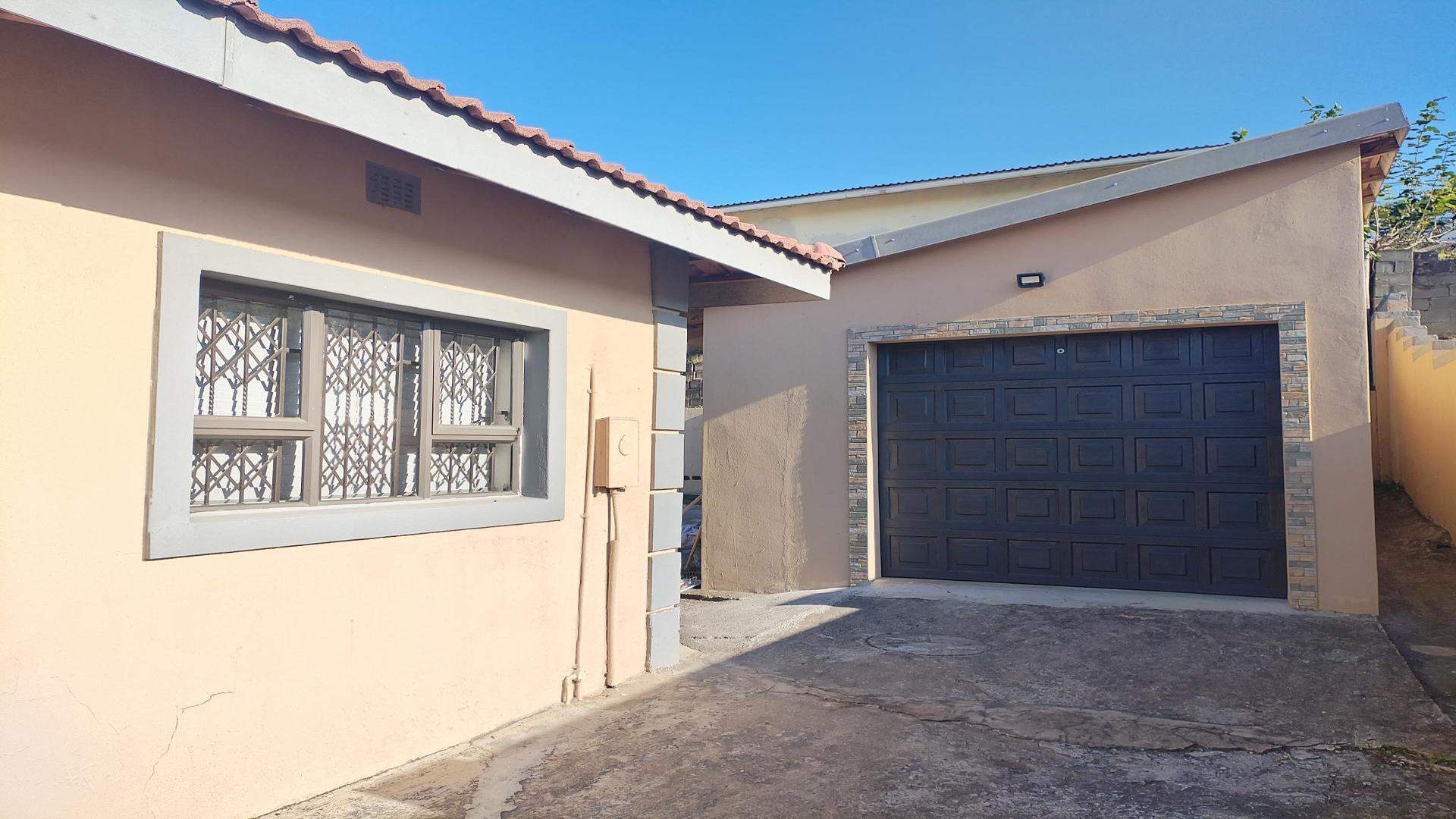 Garage of property in Umlazi