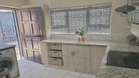 Kitchen of property in Umlazi