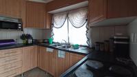 Kitchen - 10 square meters of property in Saulsville