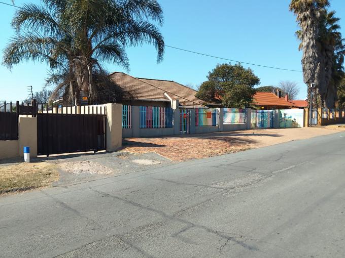 3 Bedroom House for Sale For Sale in Robertsham - MR694223