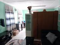  of property in Robertsham