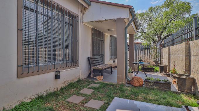 4 Bedroom House for Sale For Sale in Alberton - MR694225