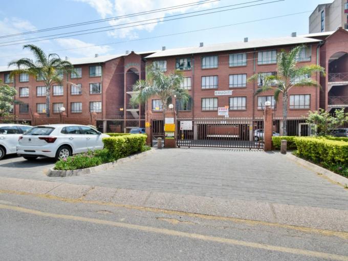 2 Bedroom Apartment to Rent in Hatfield - Property to rent - MR694294