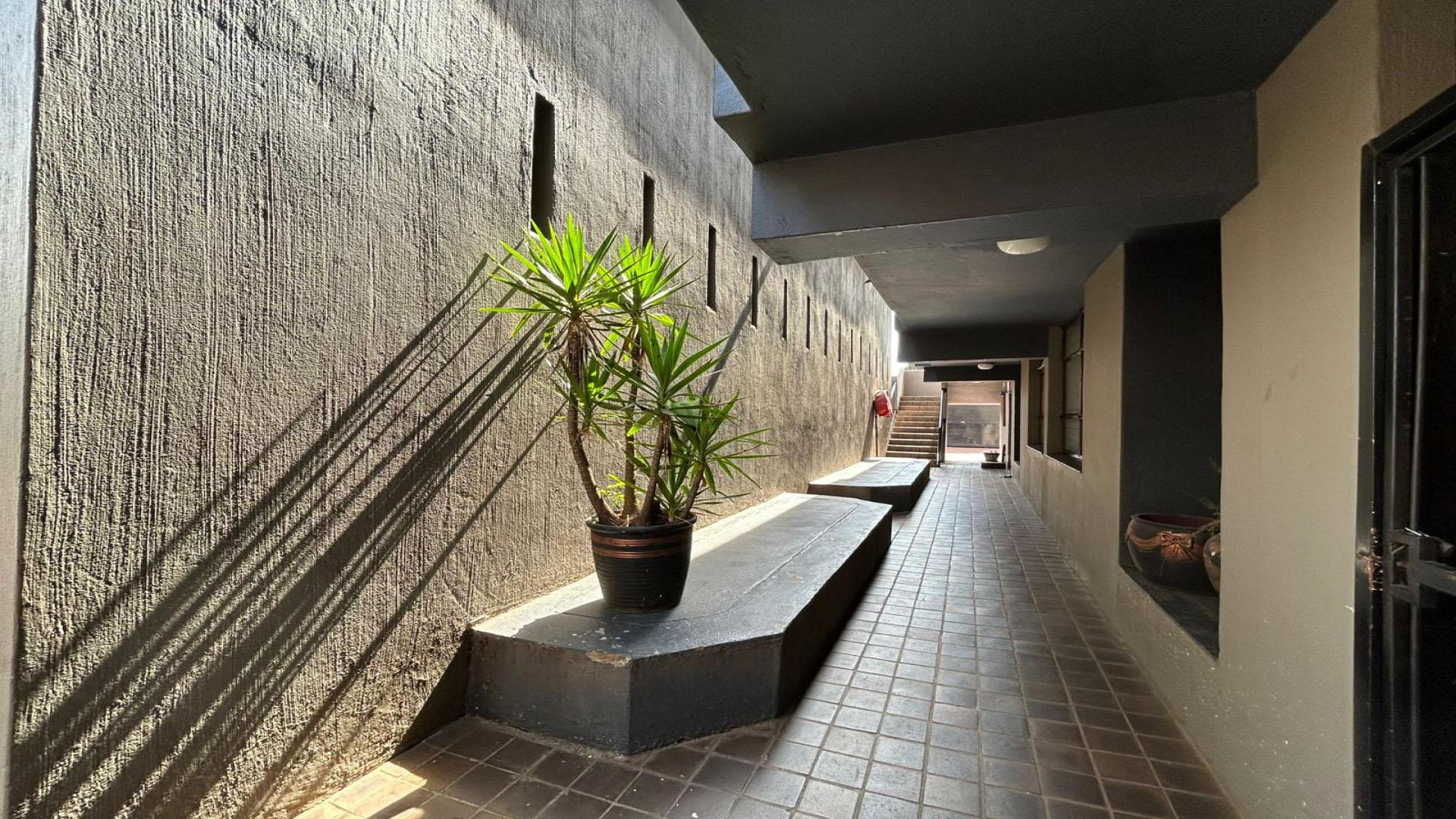 Spaces of property in Valhalla