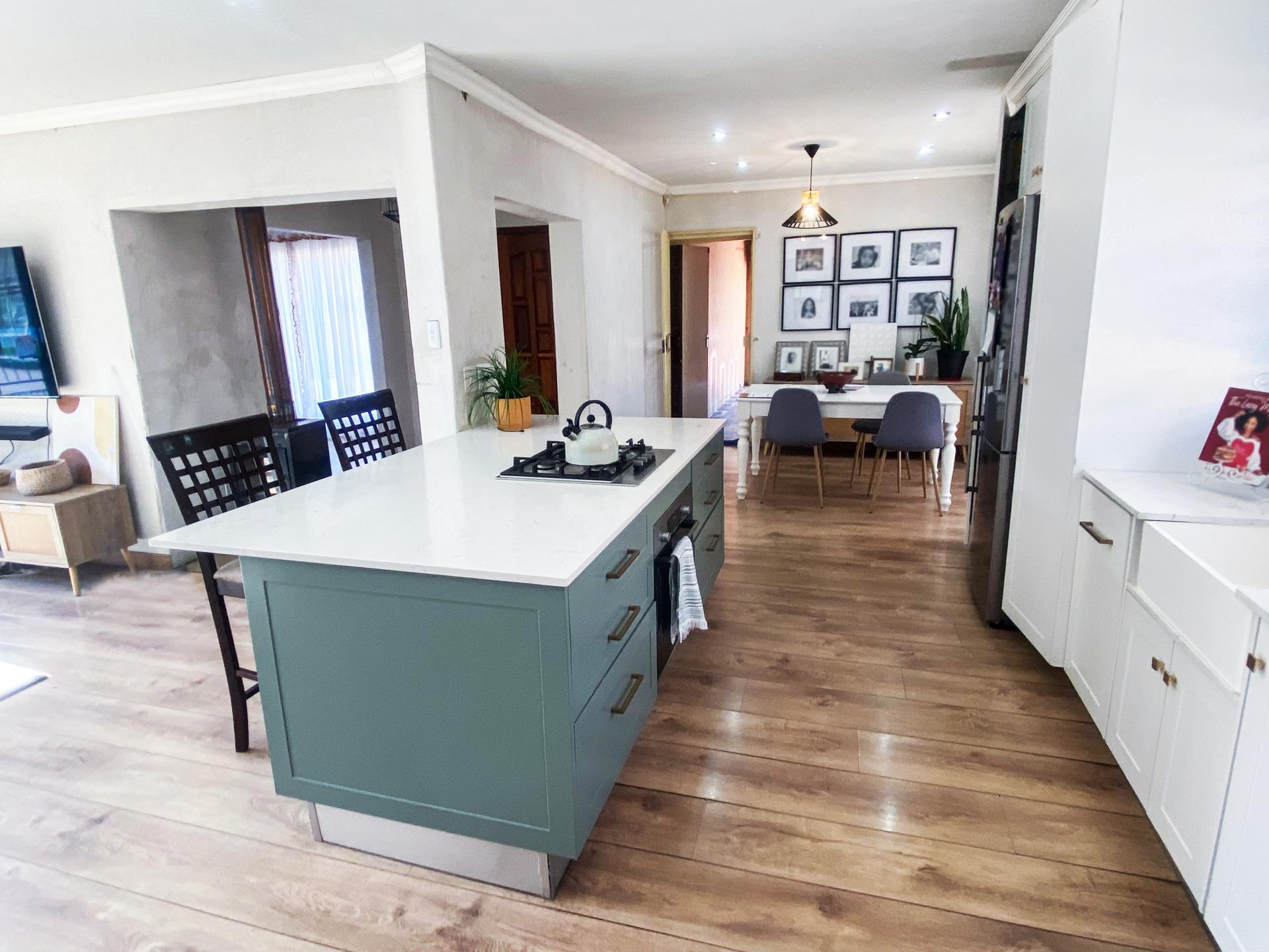  of property in Wilropark