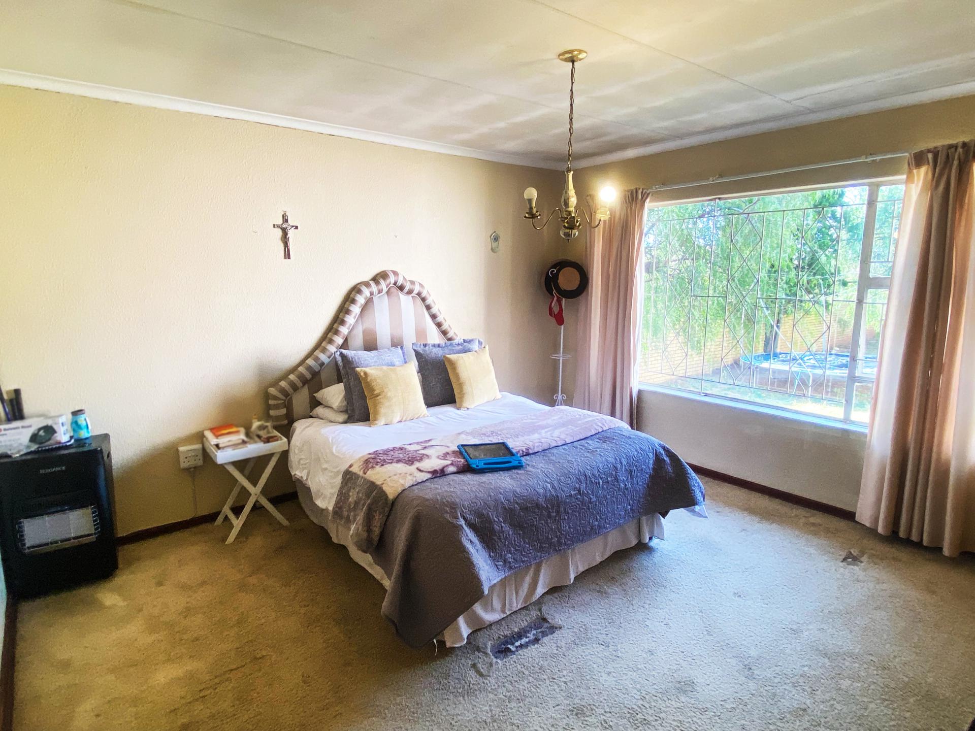  of property in Wilropark