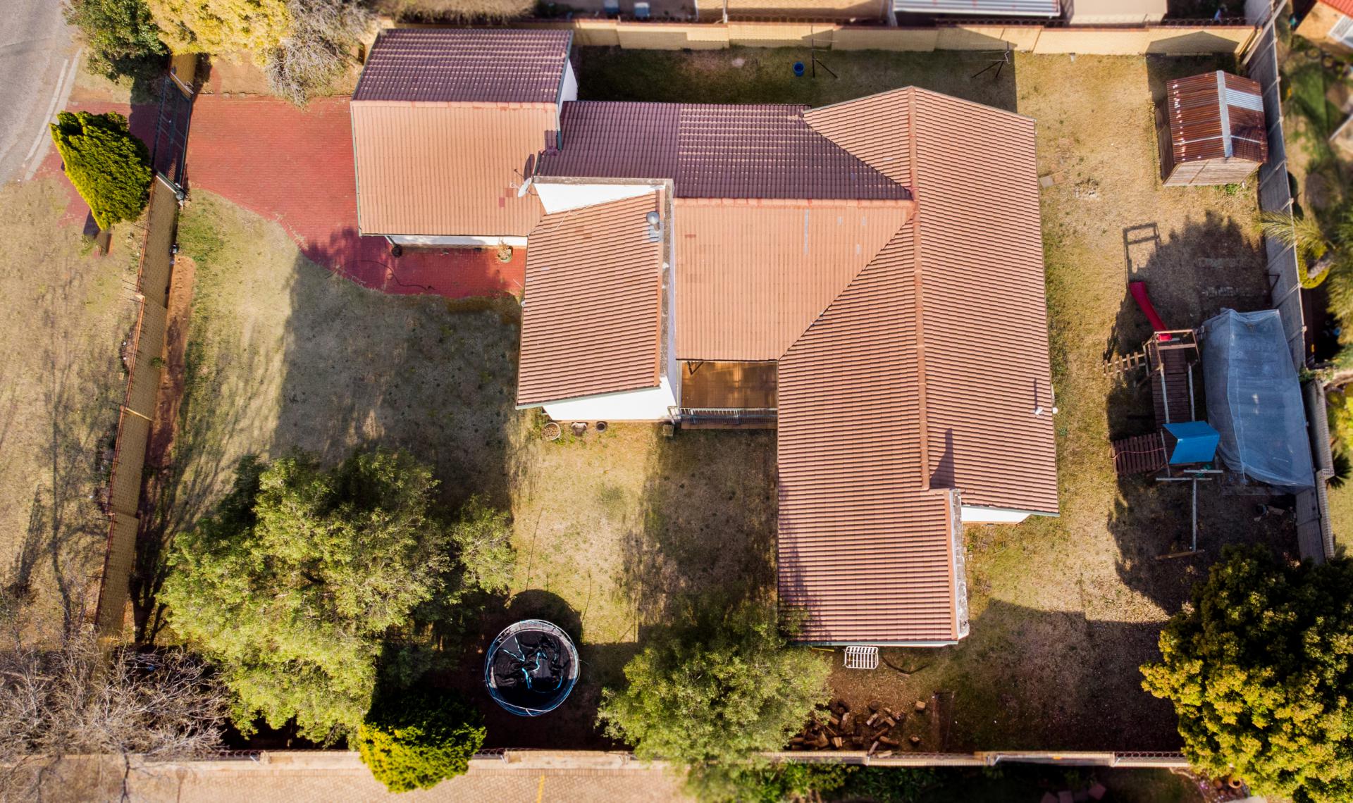  of property in Wilropark