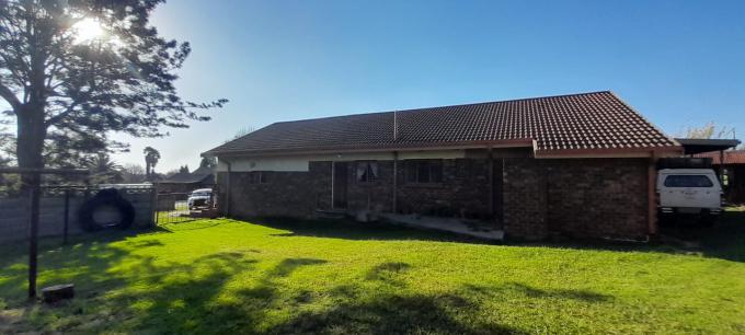 5 Bedroom House for Sale For Sale in Ermelo - MR694307