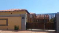 Front View of property in Protea Glen