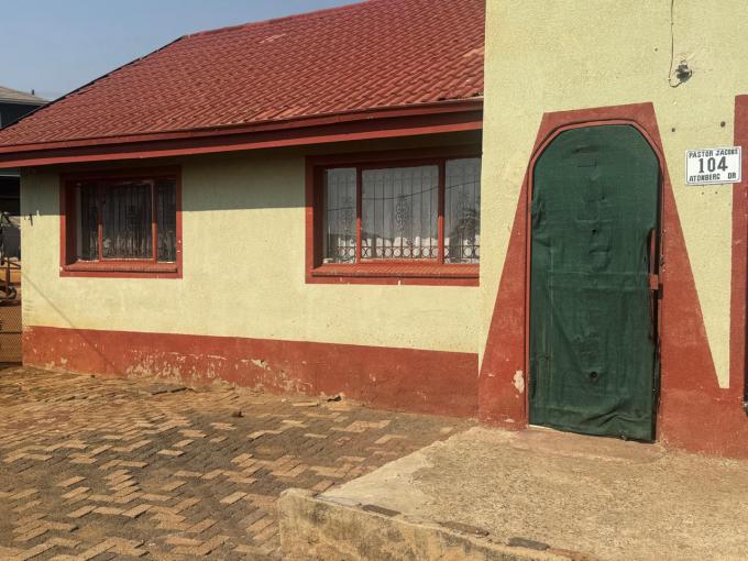 5 Bedroom House for Sale For Sale in Eldorado Park AH - MR694321