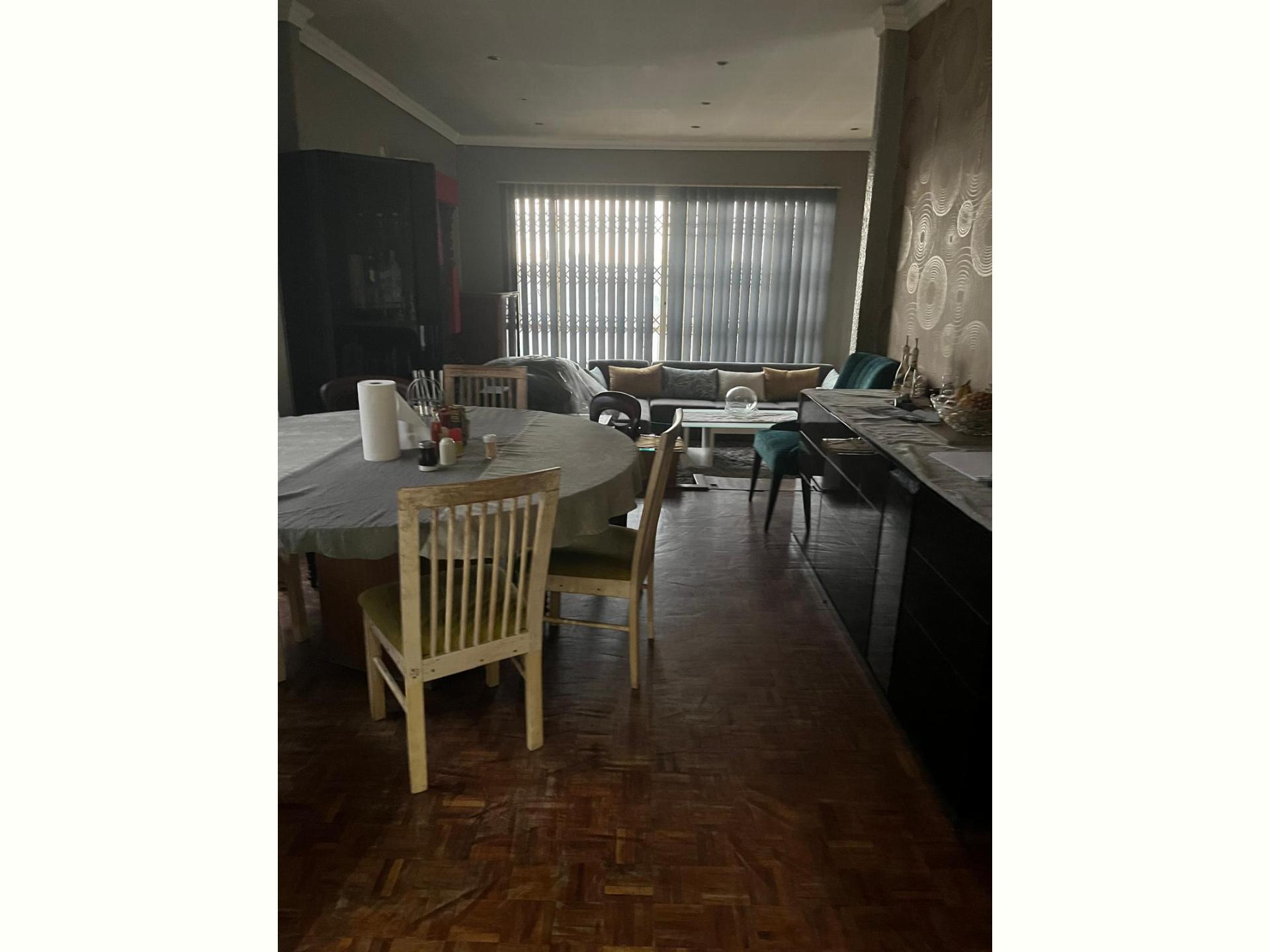  of property in Bosmont