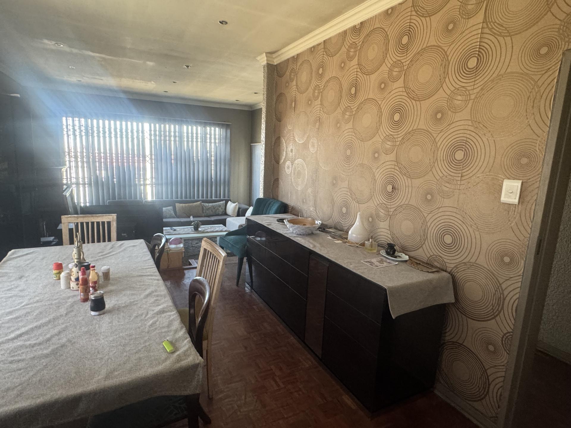  of property in Bosmont