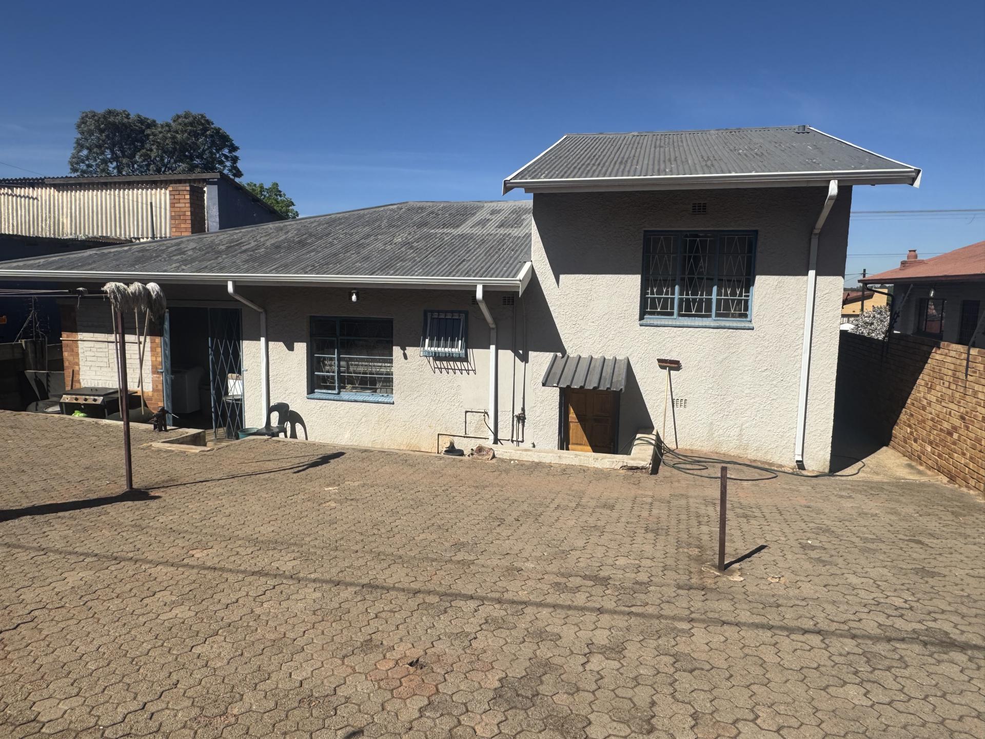  of property in Bosmont