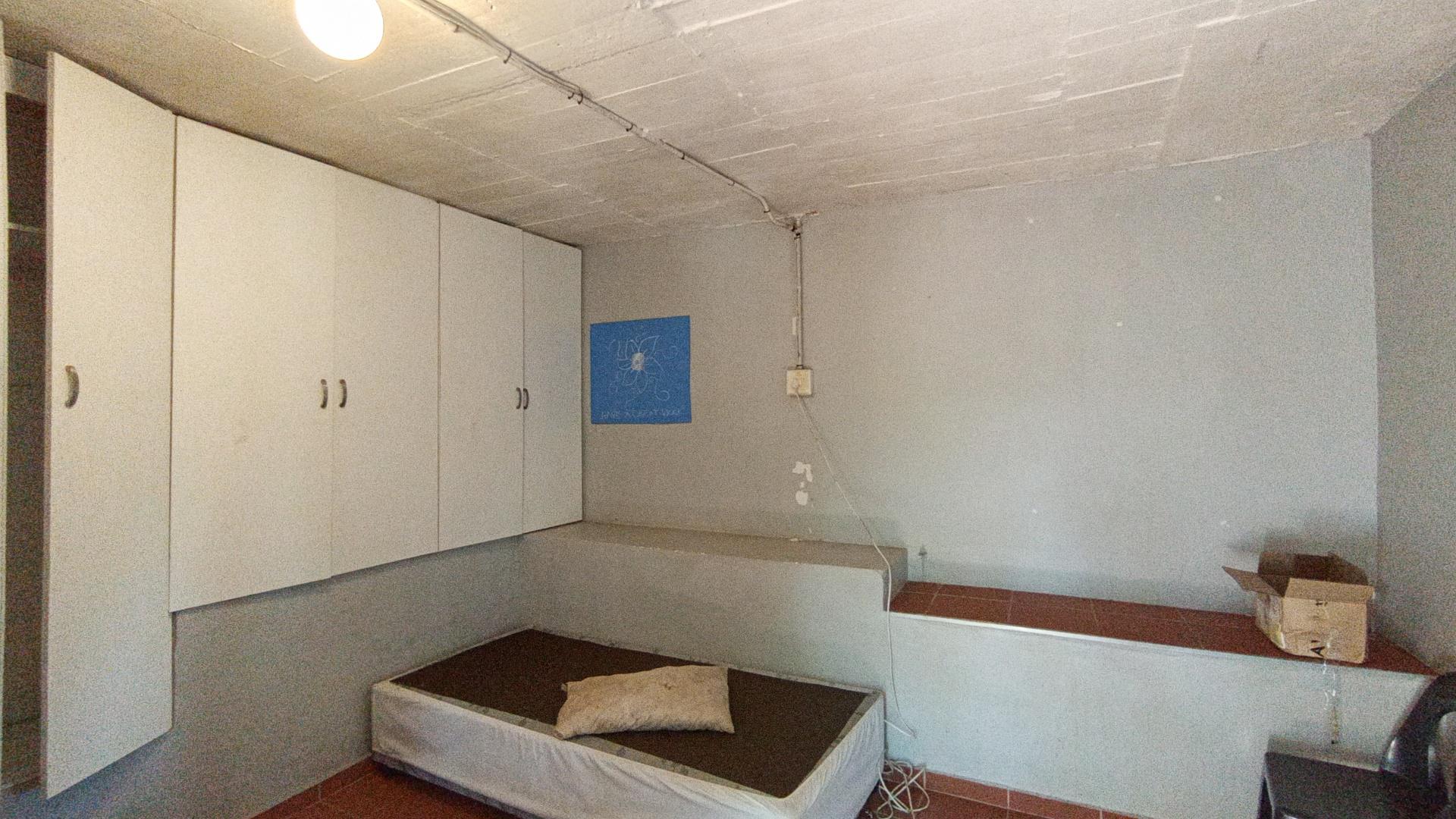 Flatlet - 35 square meters of property in Cato Manor 