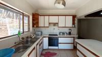 Kitchen - 12 square meters of property in Cato Manor 