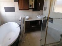  of property in Thornhill