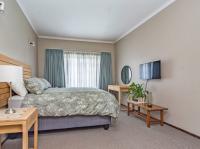  of property in Clubview