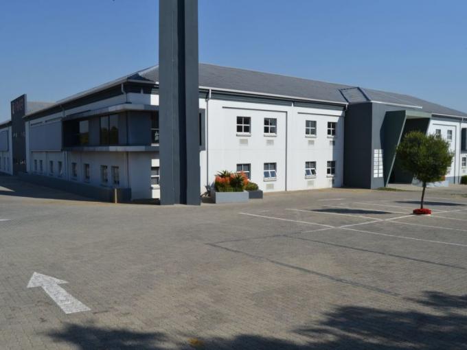 Commercial to Rent in Halfway House - Property to rent - MR694399
