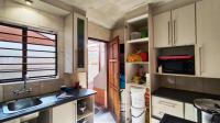 Kitchen - 8 square meters of property in Daveyton