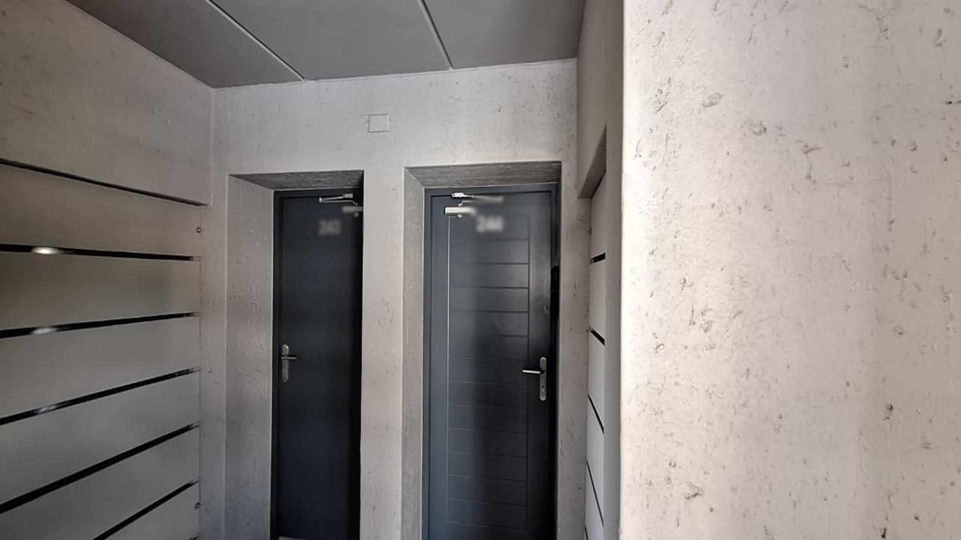 Front View of property in Maroeladal