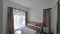 Main Bedroom - 14 square meters of property in Maroeladal